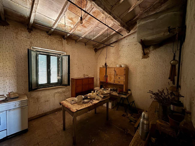 Casale in vendita a Montecastrilli
