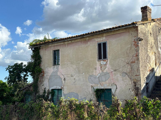 Casale in vendita a Montecastrilli