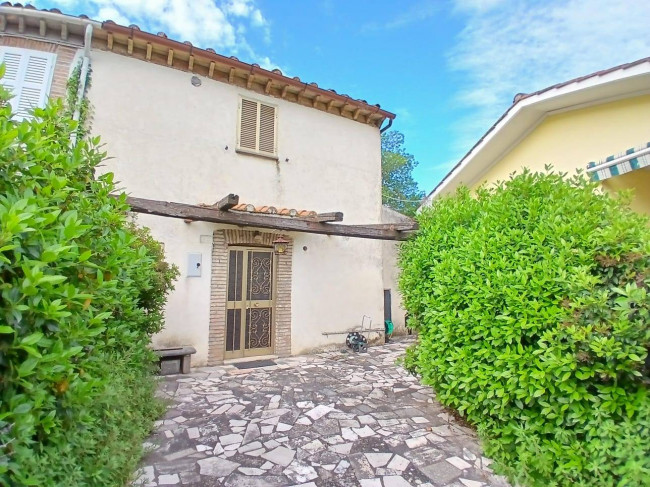 Cielo Terra in vendita a Viterbo