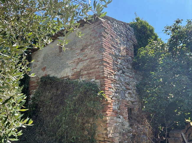 Casale in vendita a Montecastrilli