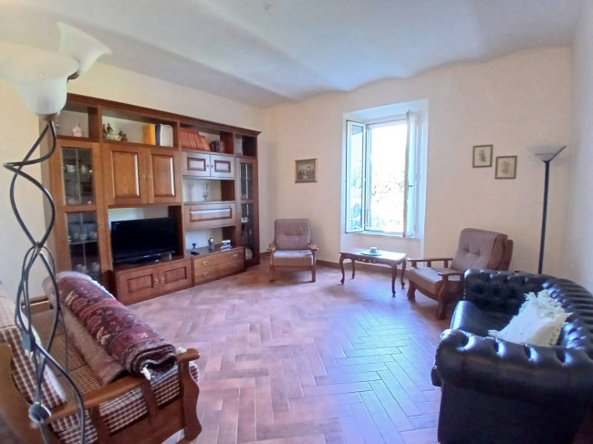Appartamento in vendita a Viterbo