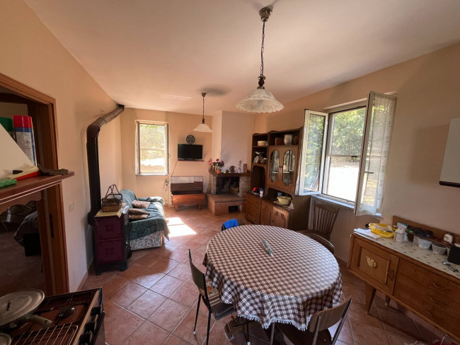 Casa singola in vendita a Soriano nel Cimino