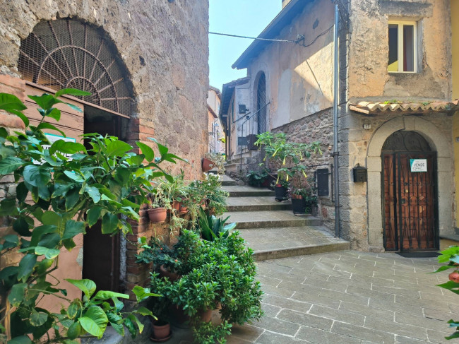 Appartamento in vendita a Soriano nel Cimino