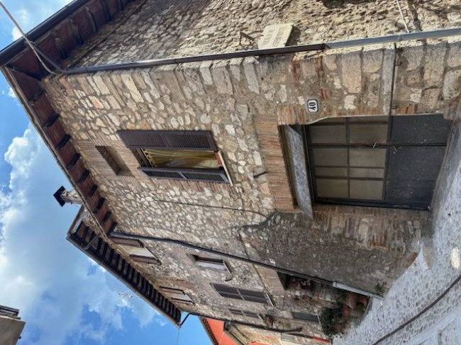 Casa singola in vendita a Narni