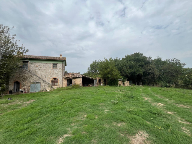 Casale in vendita a Orte