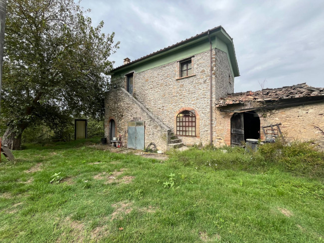 Casale in vendita a Orte