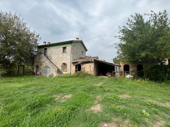 Casale in vendita a Orte