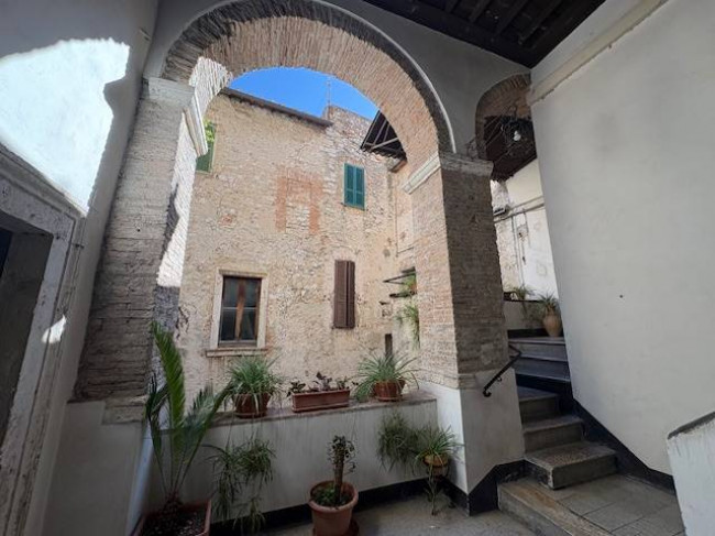 Appartamento in vendita a Narni