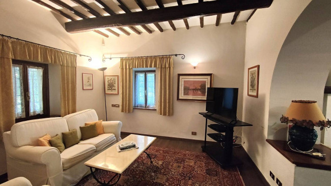Villa in vendita a Giove