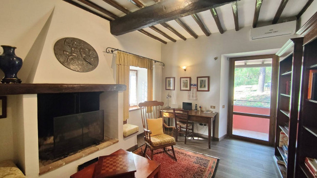 Villa in vendita a Giove