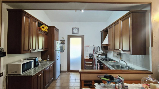 Villa in vendita a Montecchio