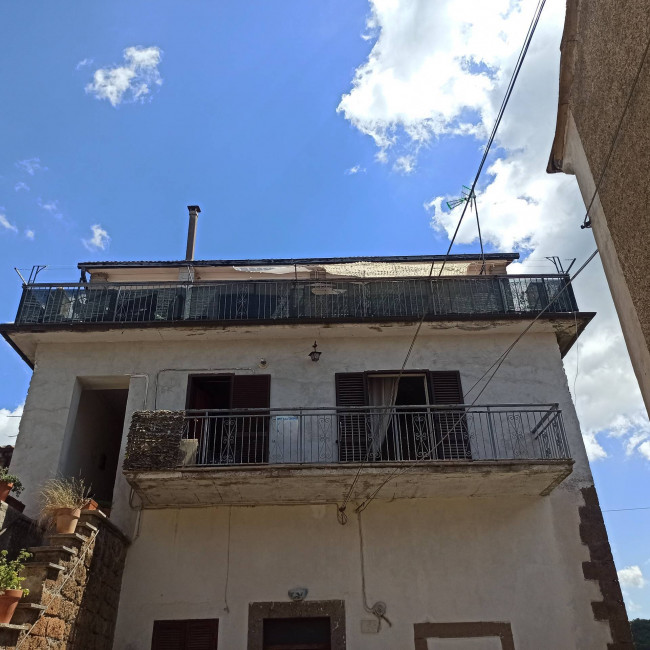 Appartamento in vendita a Soriano nel Cimino