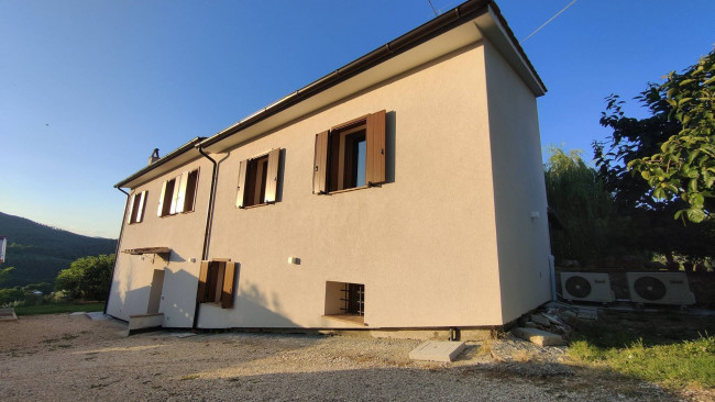 Casale in vendita a Amelia