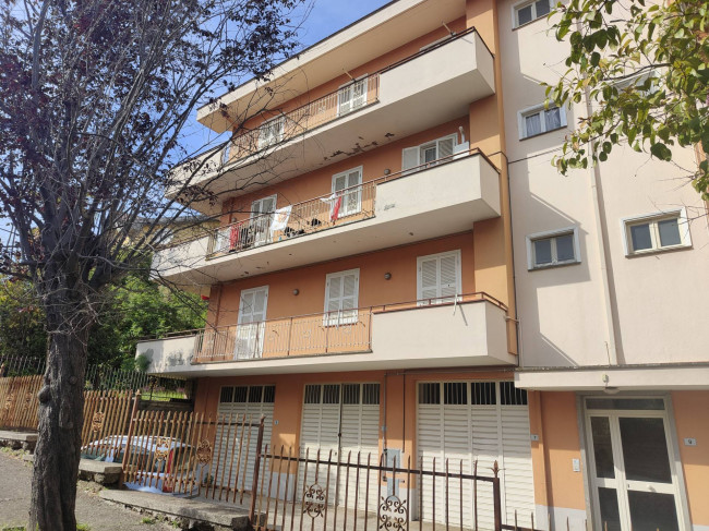 Appartamento in vendita a Canepina