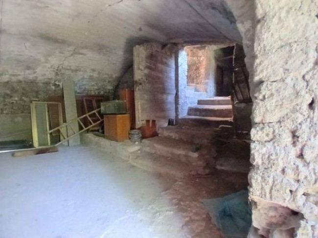 Cantina in vendita a Viterbo