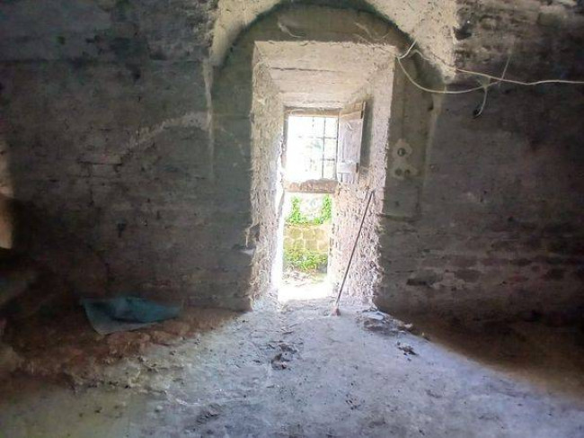 Cantina in vendita a Viterbo