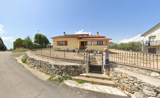 Villa in vendita a Amelia