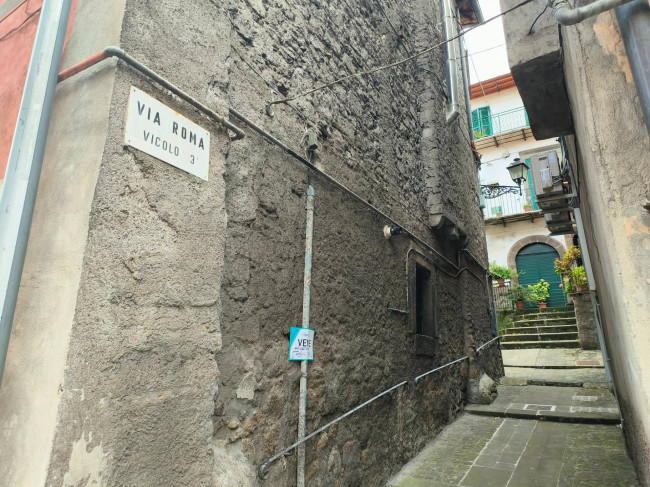 Appartamento in vendita a Canepina