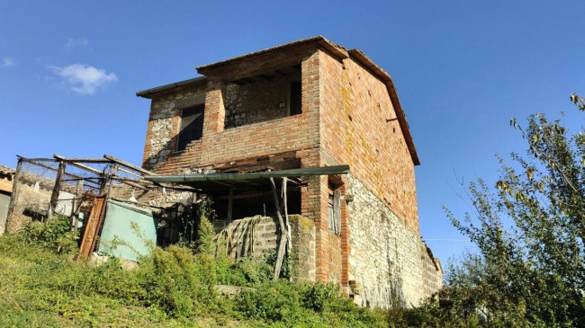 Casale in vendita a Avigliano Umbro