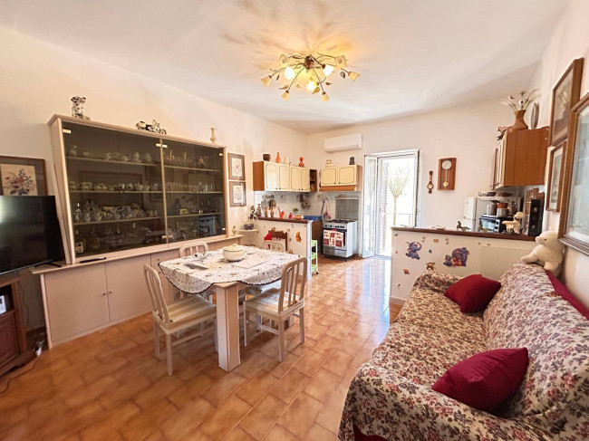 Appartamento in vendita a Bassano in Teverina