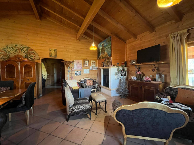 Casa singola in vendita a Orte