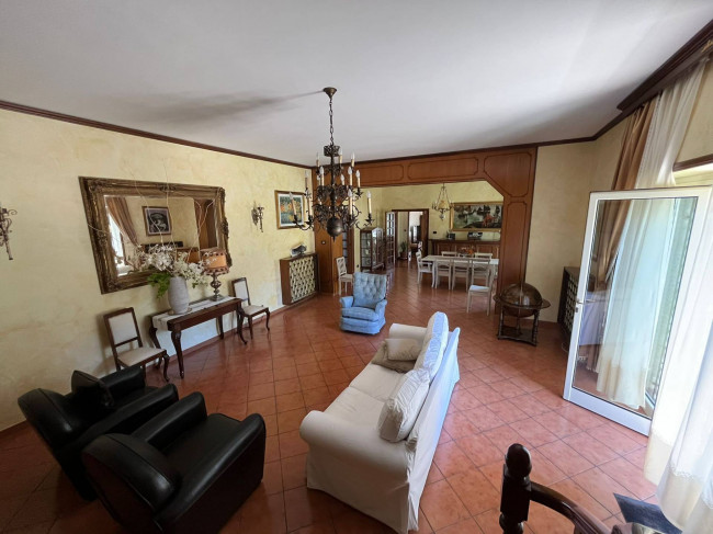 Villa in vendita a Soriano nel Cimino