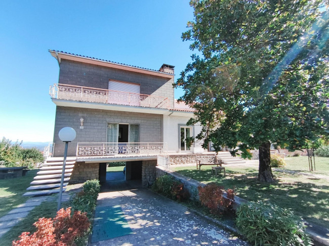 Villa in vendita a Soriano nel Cimino
