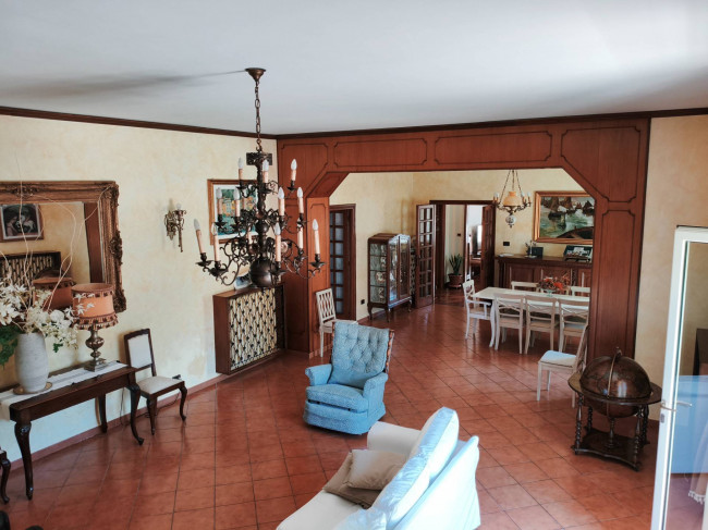 Villa in vendita a Soriano nel Cimino