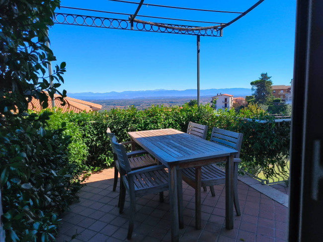 Villa in vendita a Soriano nel Cimino