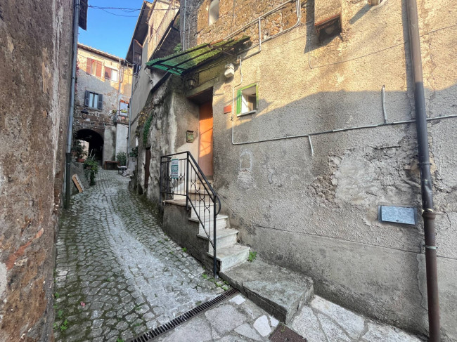 Appartamento in vendita a Vasanello