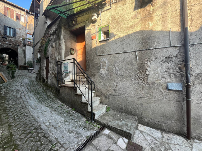 Appartamento in vendita a Vasanello