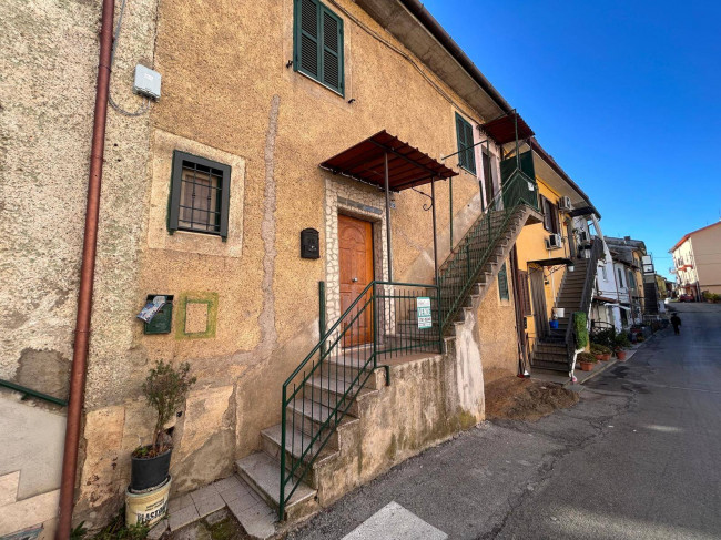 Appartamento in vendita a Vasanello