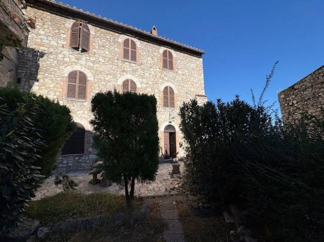 Cielo Terra in vendita a Narni