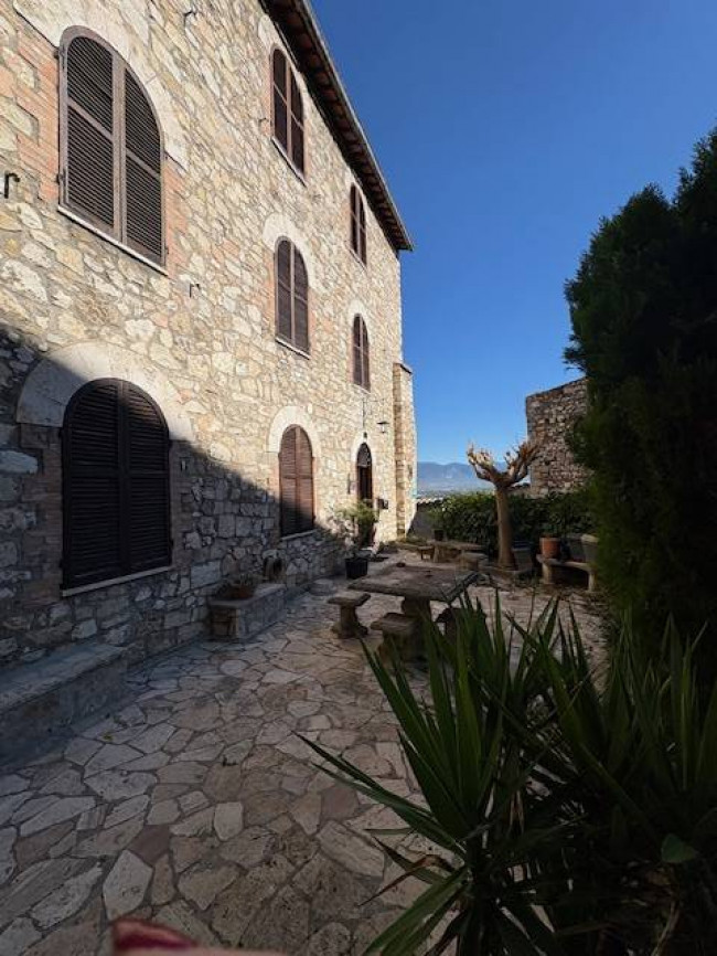 Cielo Terra in vendita a Narni
