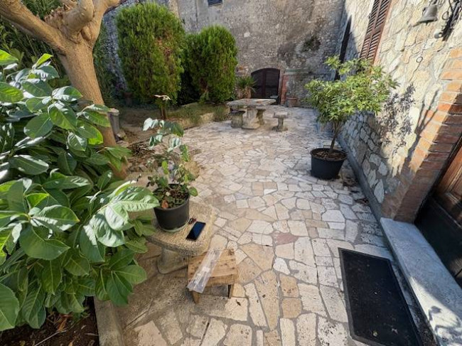 Cielo Terra in vendita a Narni