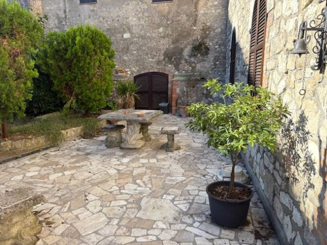 Cielo Terra in vendita a Narni