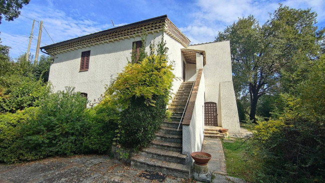 Casale in vendita a Amelia