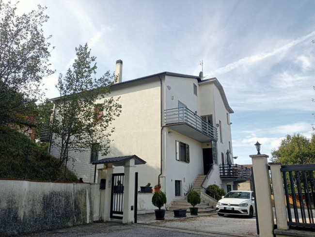 Casa singola in vendita a Narni