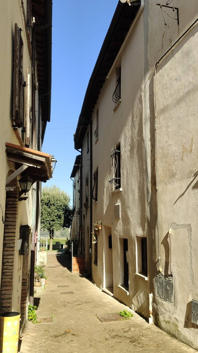 Appartamento in vendita a Attigliano