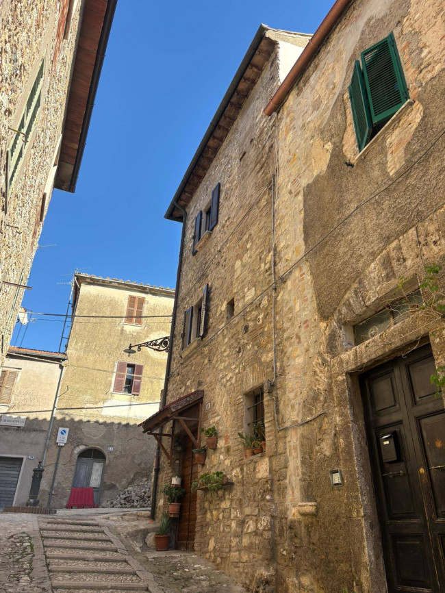 Cielo Terra in vendita a Narni