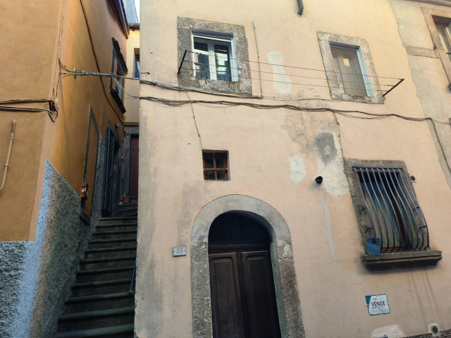 Appartamento in vendita a Soriano nel Cimino