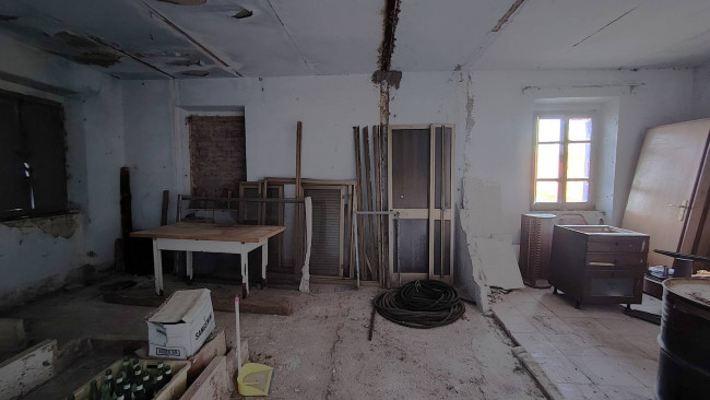 Casale in vendita a Avigliano Umbro