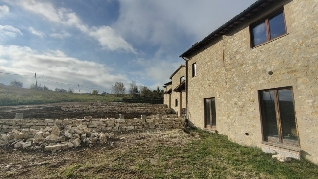 Villette a schiera in vendita a Avigliano Umbro