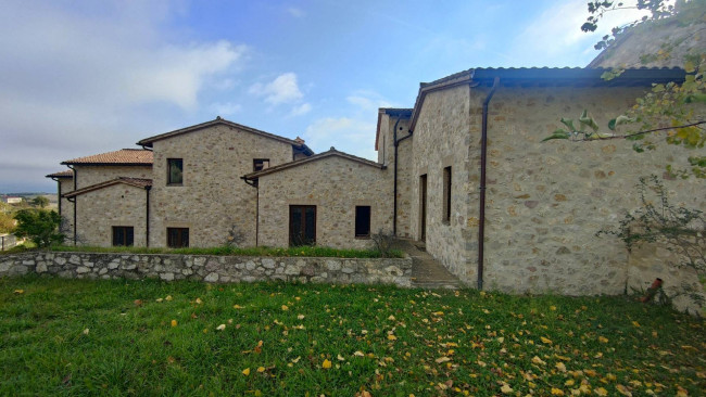 Villette a schiera in vendita a Avigliano Umbro