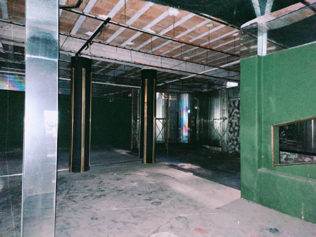 Locale commerciale in vendita a Vallerano