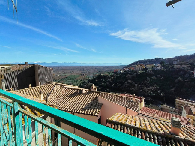 Appartamento in vendita a Soriano nel Cimino