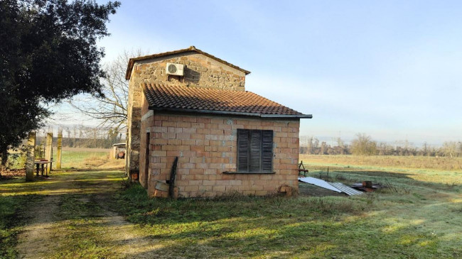 Casale in vendita a Attigliano