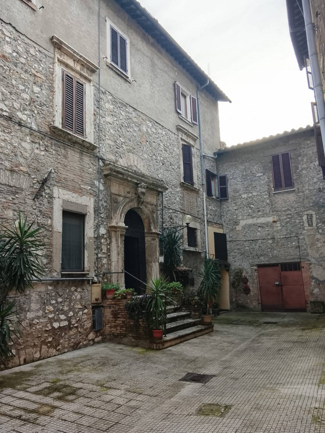 Appartamento in vendita a Narni