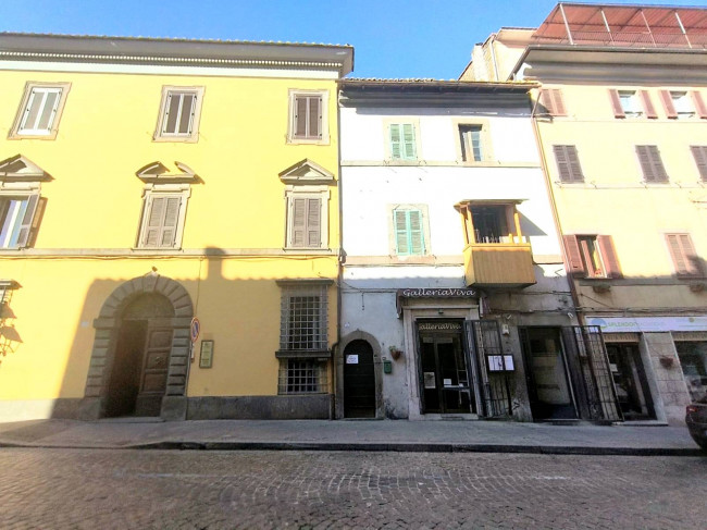 Appartamento in vendita a Soriano nel Cimino