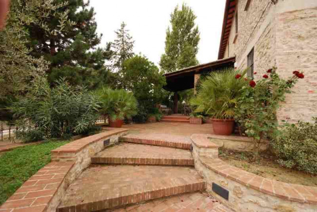 Casale in vendita a Amelia